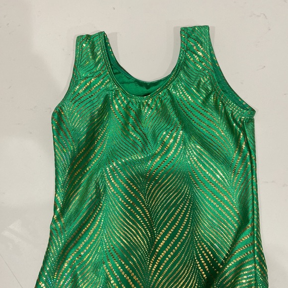 Snowflake Designs Gymnastics Leotard Adult Small green & gold Excellent like new - Picture 11 of 13